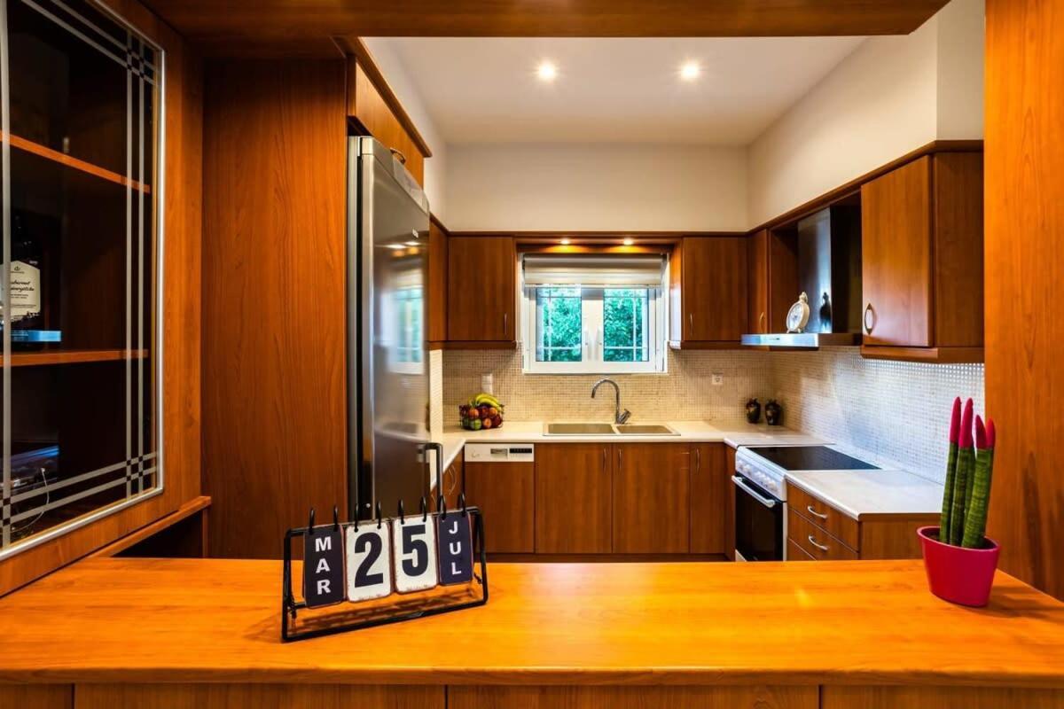 Filiatra Downtown Cozy Retreat - Homely Vibes Luaran gambar