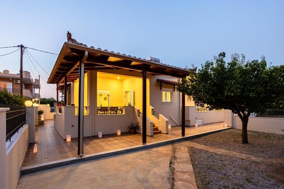Filiatra Downtown Cozy Retreat - Homely Vibes Luaran gambar